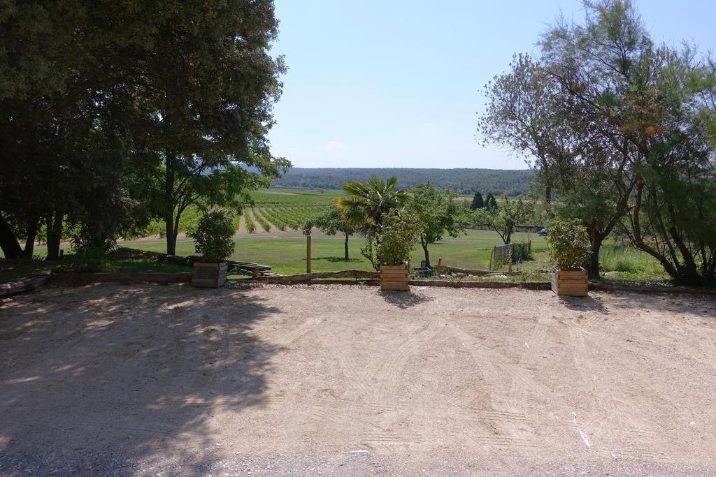 Le Grand Saint Paul Bed and Breakfast Rognes Εξωτερικό φωτογραφία